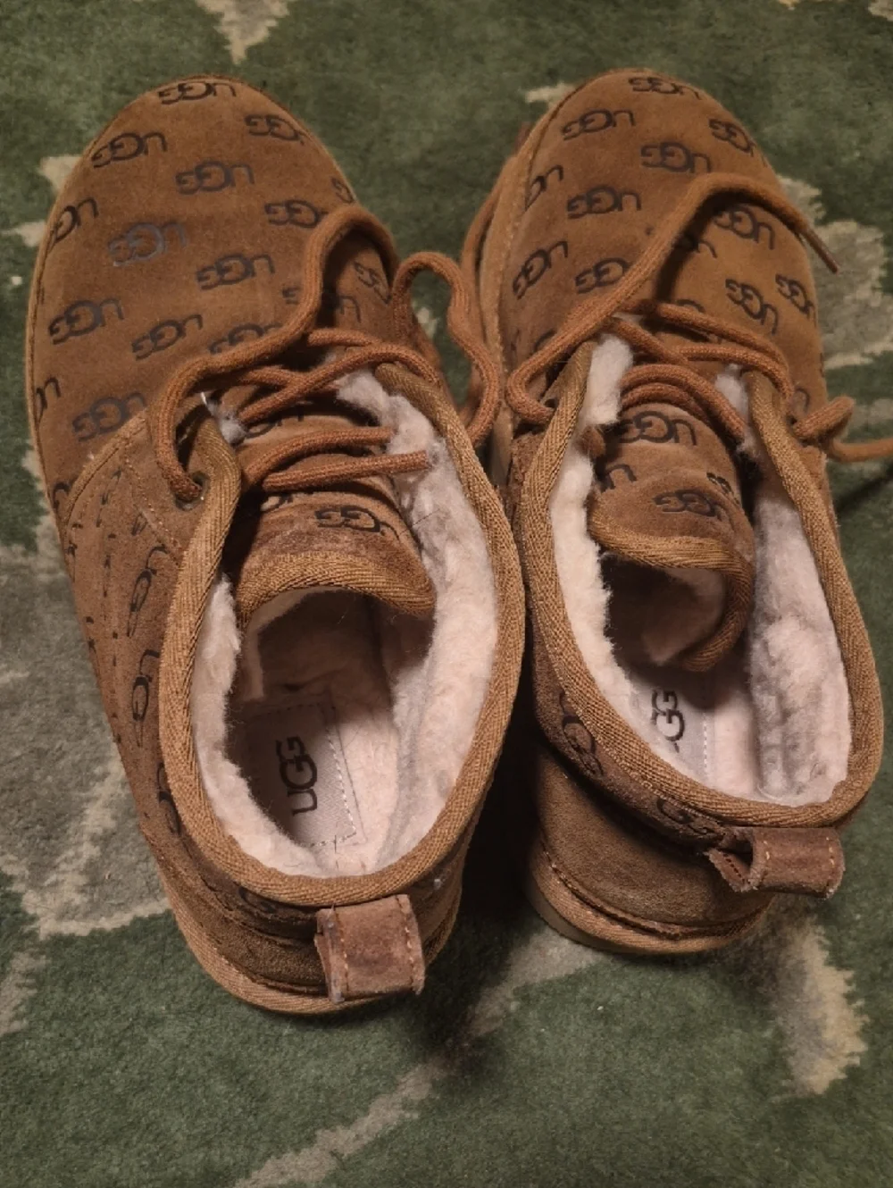 UGG Kids Chestnut Suede Logo Ankle Boots
